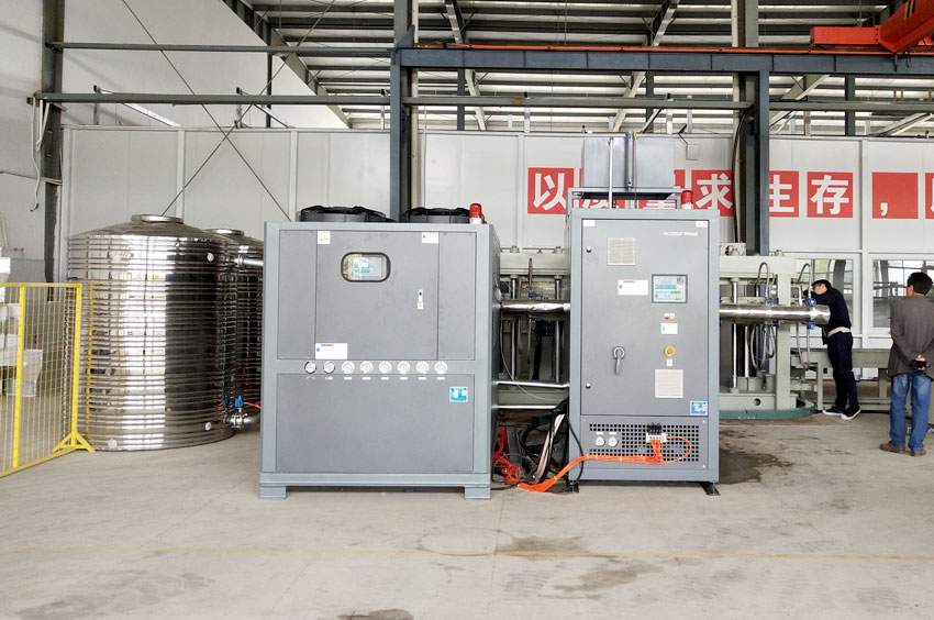 复合材料热压成型温度控制优化与实际应用分析