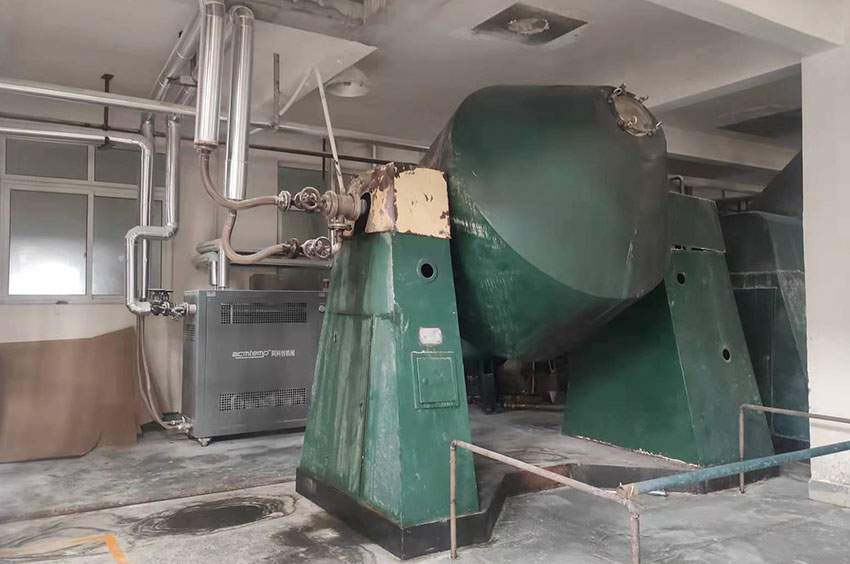 碳酸锂双锥回转真空干燥机控温工艺优化方法