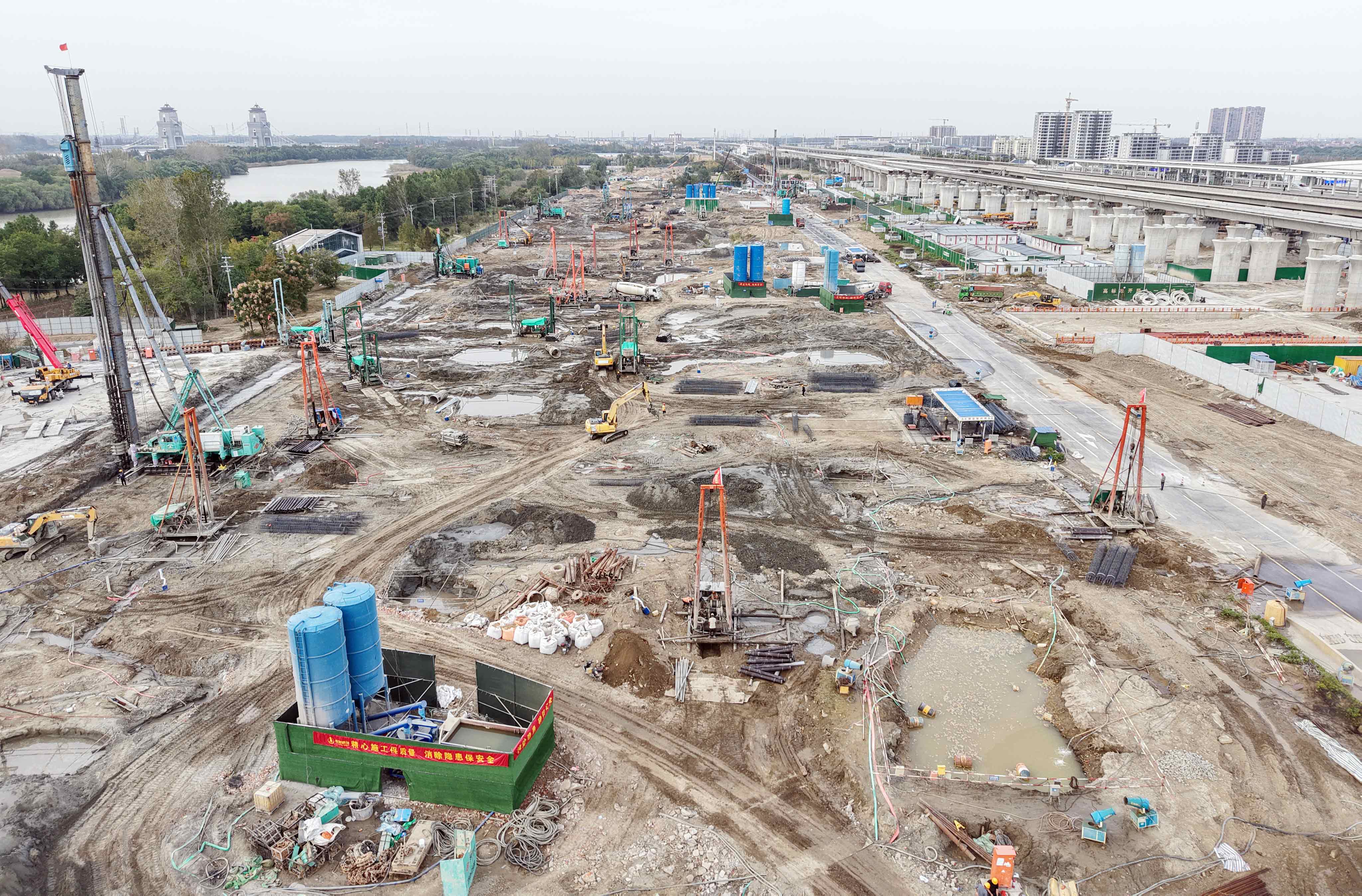 4台上工TRD工法机助力扬州东站建设｜轨道上的长三角再添新支点