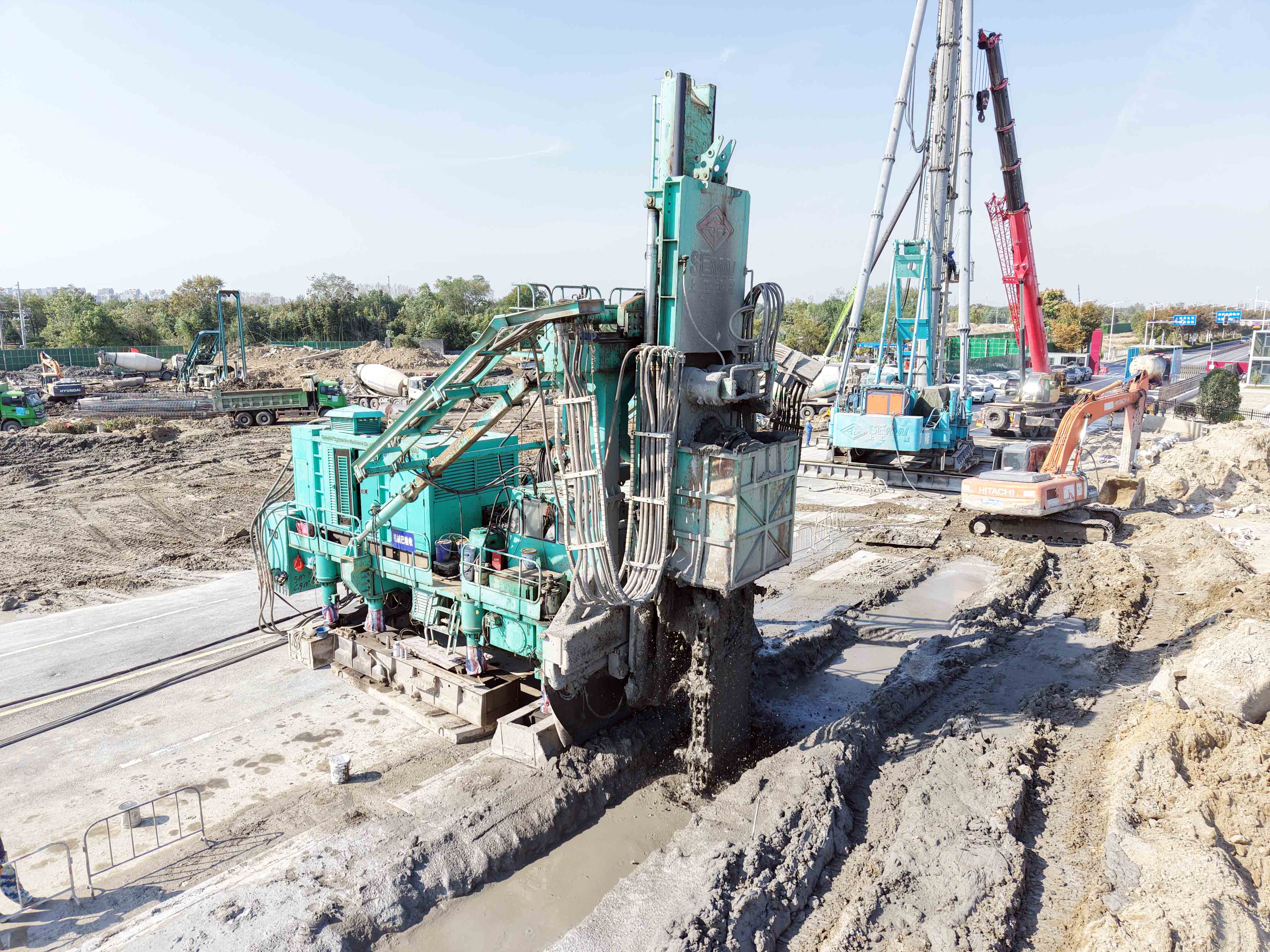 4台上工TRD工法机助力扬州东站建设｜长三角交通新支点