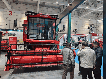 智能农机亮相粮油博览会｜耕种收全环节解决方案