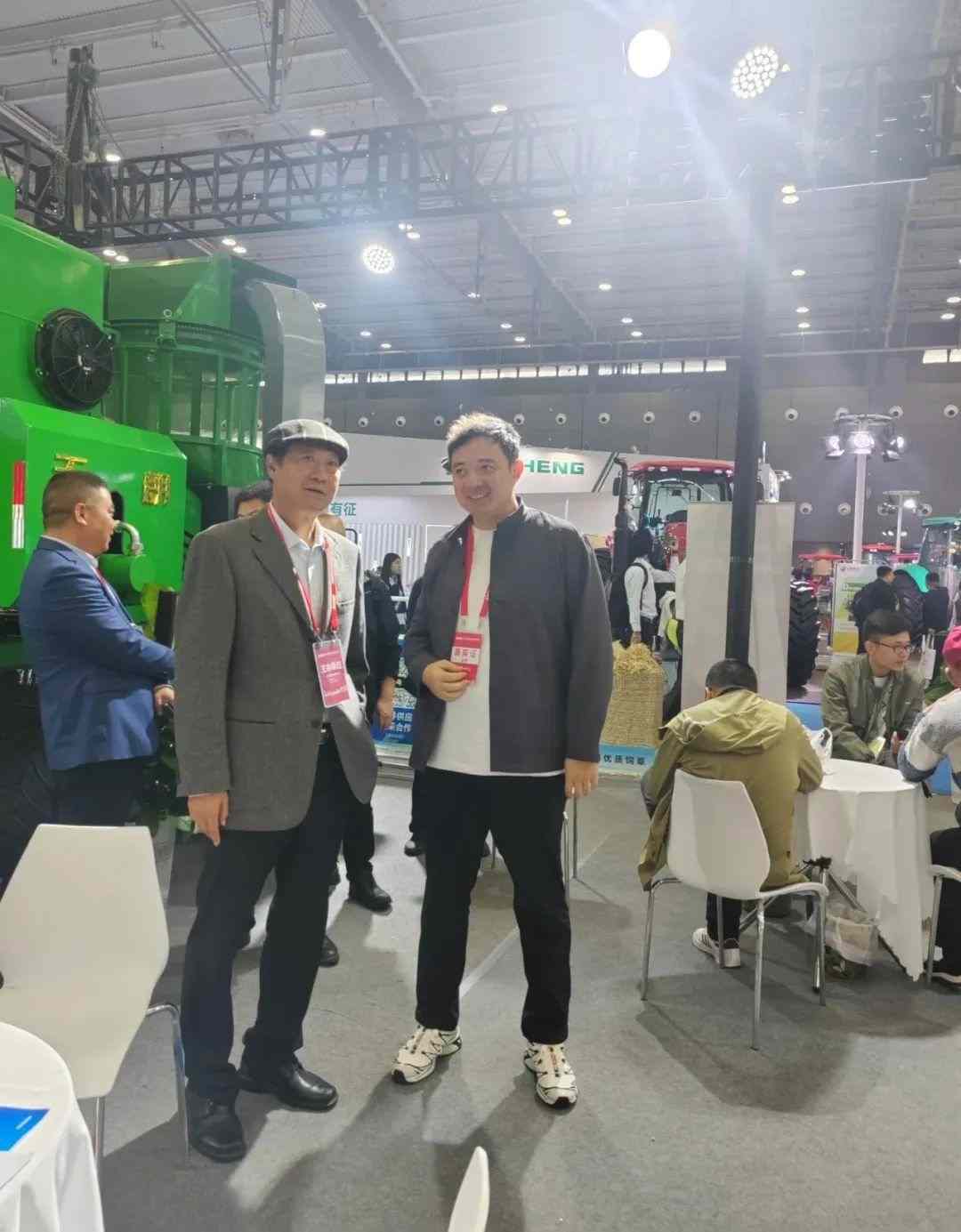 吉林天朗玉米籽粒收获机与打捆机亮相2024中国国际农机展｜新品解读