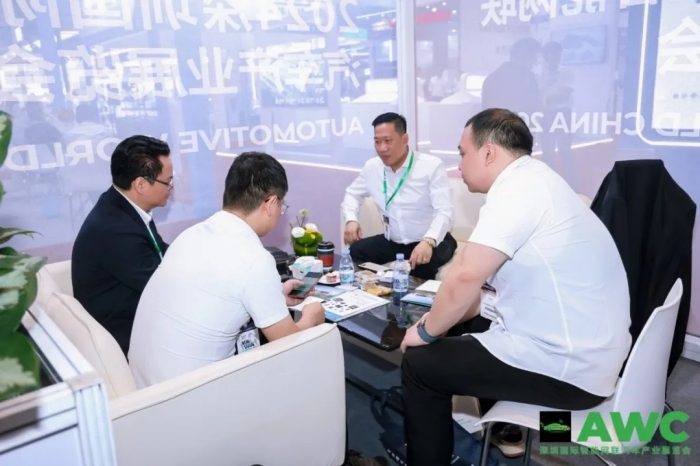 燃动鹏城！AWC 2024智能网联汽车展首日亮点全回顾