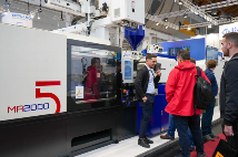 中国塑机企业闪耀Fakuma 2024｜出海新机遇